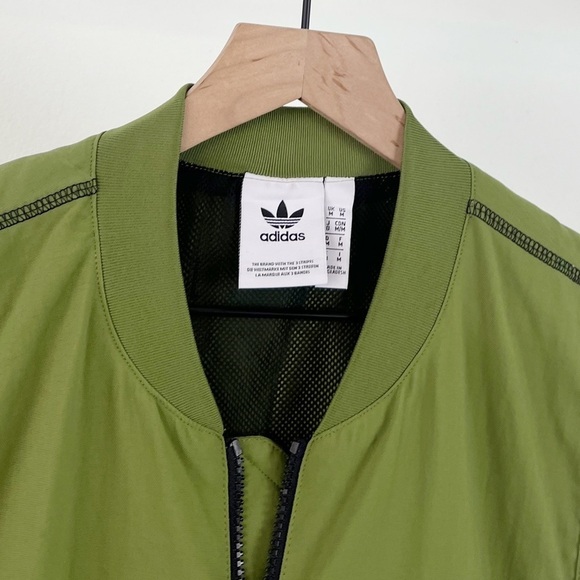 Adidas Men’s RYV Blackout Full Zip Up Vest Green - Picture 4 of 6